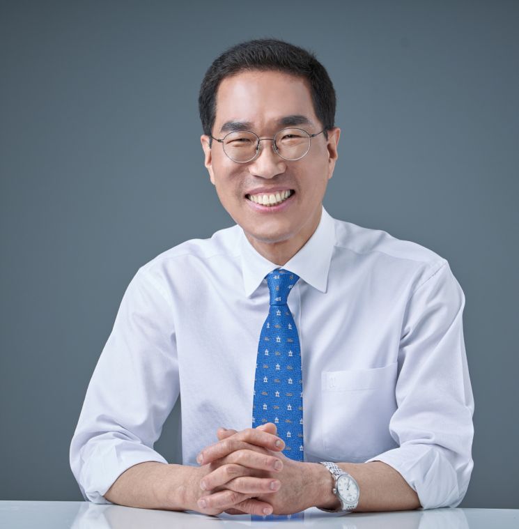 [단독]국세청 최근 5년 동안 고위직 승진자에 여성 無…유리천장 심각