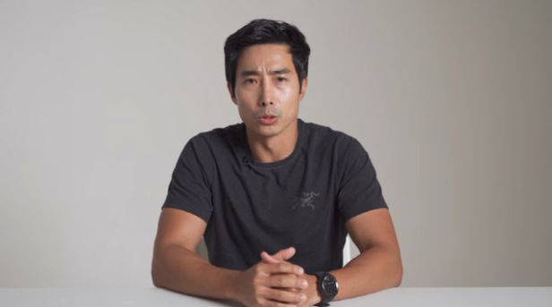지난 3일 자신의 유튜브 채널을 통해 '빚투' 의혹을 해명한 이근 대위. 사진='이근대위 ROKSEAL' 유튜브 캡처.