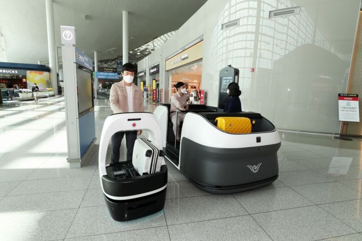 인천공항, 세계 공항 최초 실내 자율주행車-카트로봇 도입