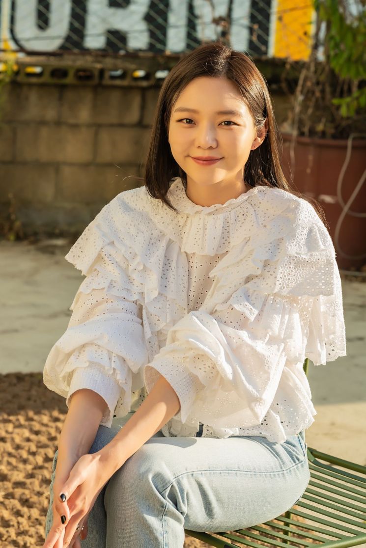 [인터뷰②]이솜 "안재홍 감독작, 대본도 안 보고 무조건 출연 OK"