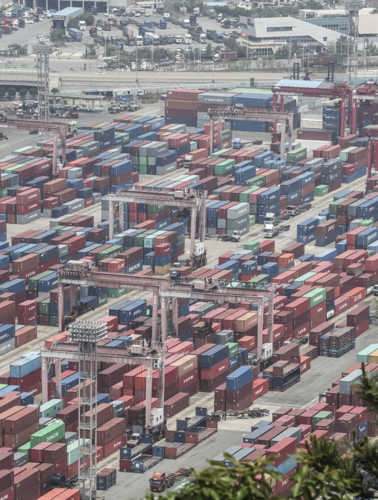 지난해 韓 무역의존도 3년만에 최저…주요국 중엔 여전히 높아