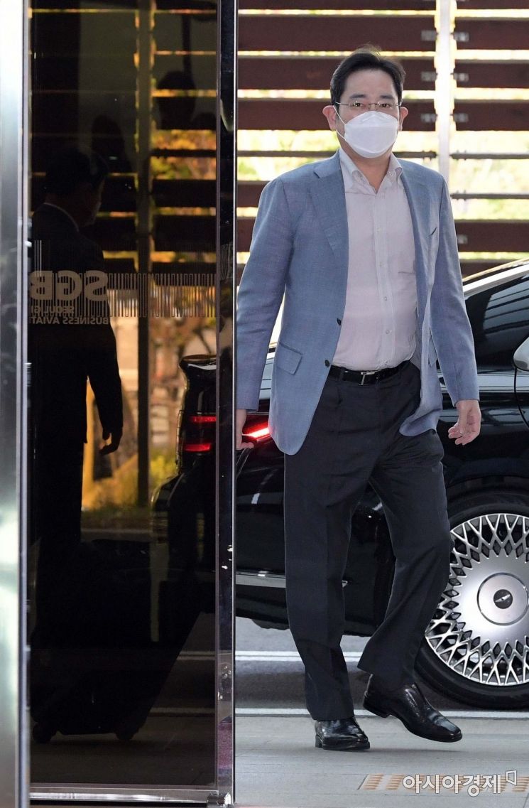 [포토]베트남 향한 삼성 이재용  