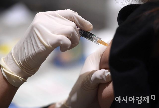 "백신 맞아야 하나요?" 독감 접종 사망 11명, 시민들 '불안'