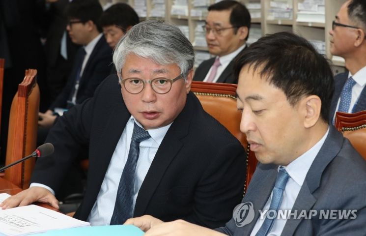 '금' 빠진 '조박해'…금태섭 탈당에 "야속하다", "비난 않지만 동의 어렵다"