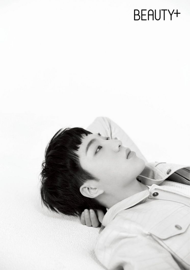 가수 겸 배우 강승윤