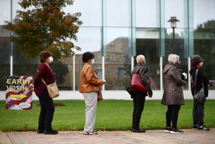 美 대선 폭발적인 사전 투표 열기…'선거 결과 미치는 영향은?'