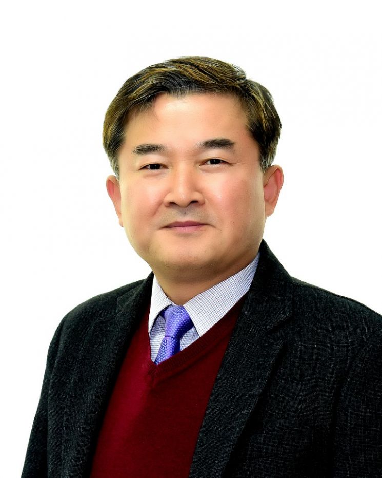 한국건축시공학회 11대 회장에 선출된 동명대 임남기 교수.