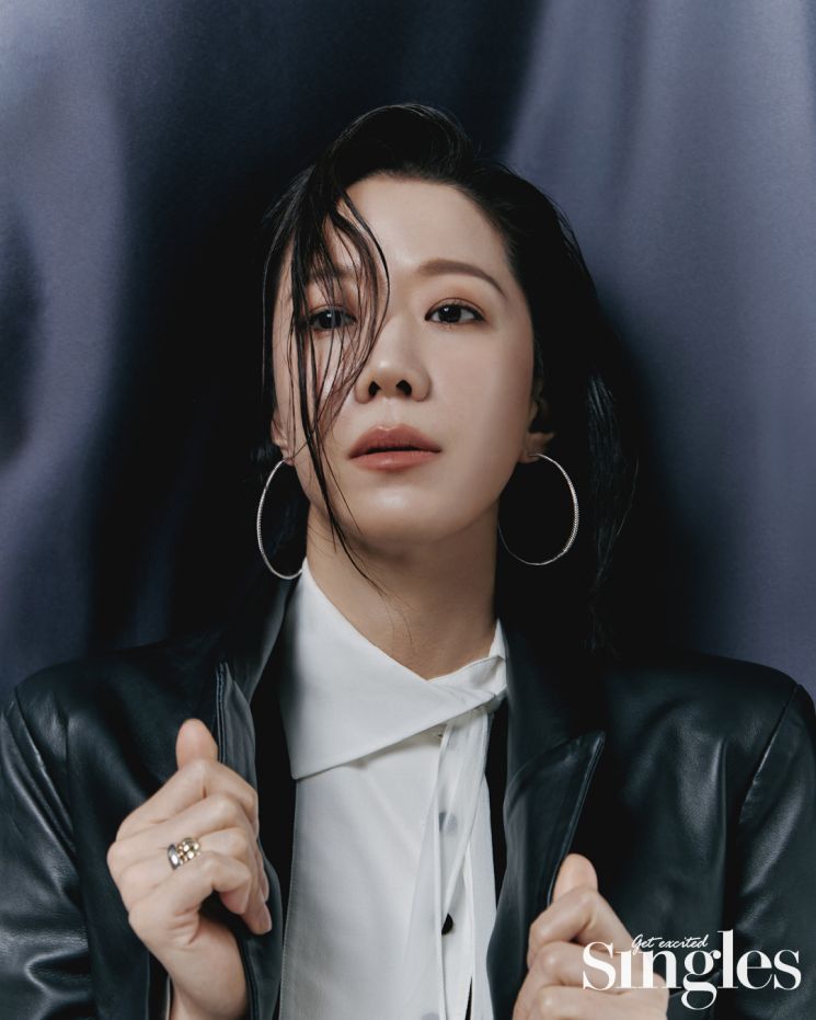 배우 전혜진