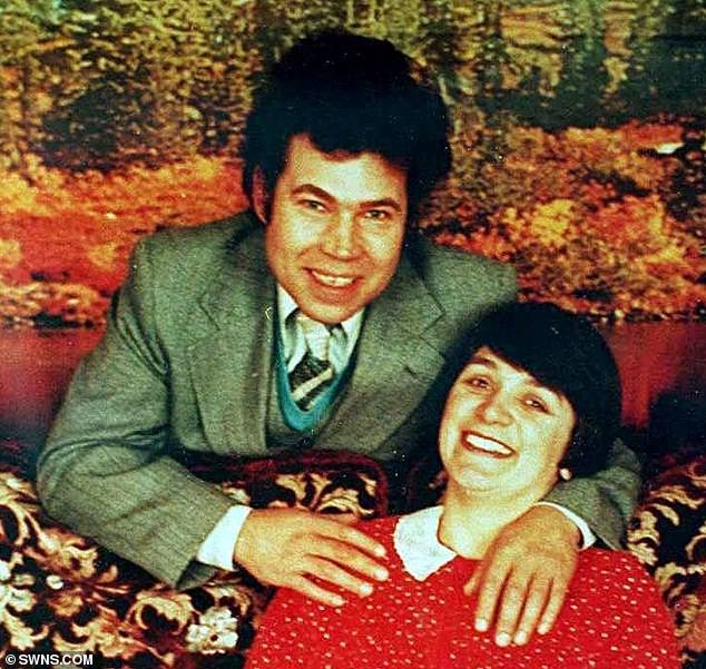 영국 최악의 연쇄 살인 부부, 프레드 웨스트(왼쪽 위)와 그의 아내 로즈메리 웨스트(오른쪽 아래). 사진 출처 = 데일리메일