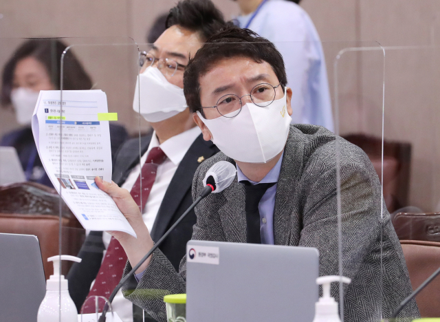 김웅 "금태섭 재산 의혹, 2015년엔 민주당 소속 아니었나?"