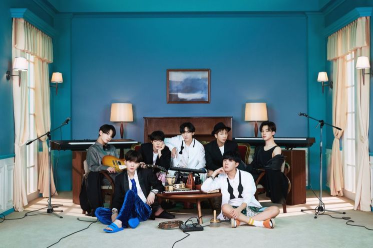 방탄소년단, 英·美 팝스타 제치고 올해의 글로벌 아티스트 1위