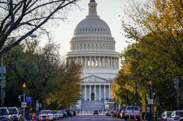 "中 이기려면 미국도 큰 정부돼야"…美의회 자문기구 제언