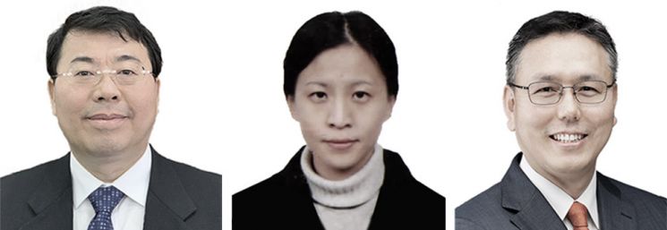두산연강환경학술상을 수상한 최원용 포항공과대 환경공학부 교수, 오정은 부산대 사회환경시스템 공학과 교수, 정진영 영남대 환경공학과 교수