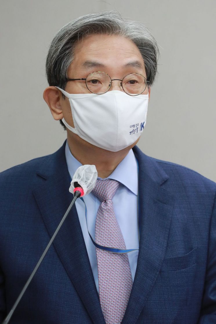 검찰, '이정근 취업청탁 의혹' 노영민 출국금지 