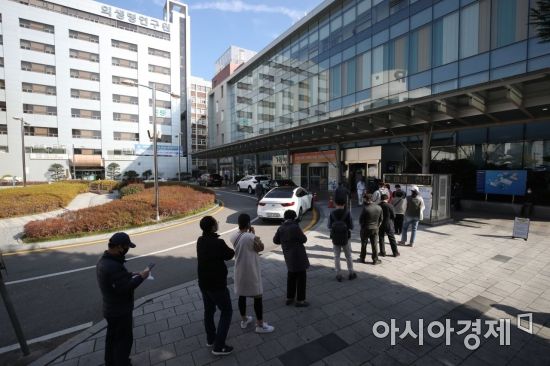 광주 사흘 연속 두 자릿수 확진…전남대병원 관련 무더기 ‘양성’