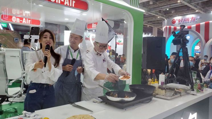 풀무원, 중국 국제수입박람회 성황리에 마쳐…글로벌 푸드 도약