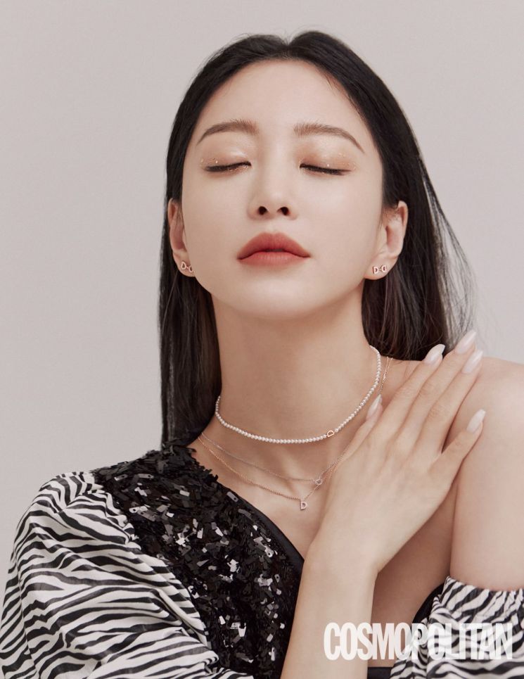 한예슬 is 뭔들!
