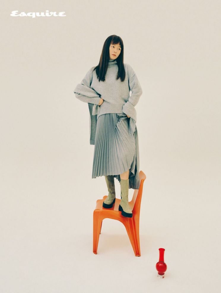 전소민, 한 입 베어 문 사과