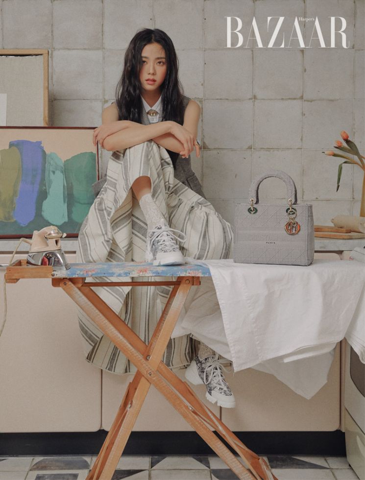 블랙핑크 지수, 일상에서도 빛나는 러블리함