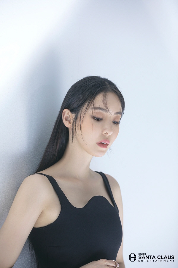 '우아·시크·청초' 이다희