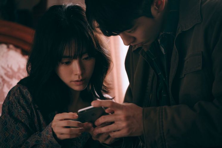[이종길의 영화읽기]평범해진 '조제', 흐릿해진 이야기