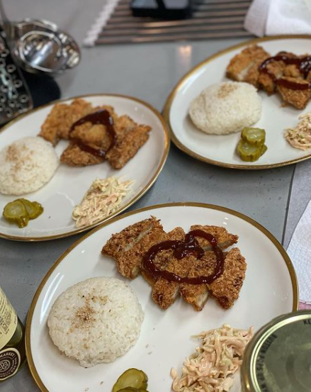 '이범수♥' 이윤진, 명품백 가득한 드레스룸 공개…럭셔리 자택 '눈길'