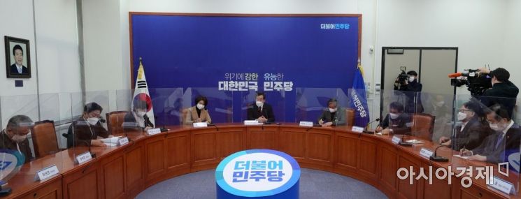 [포토] 민주당, 제주 4.3 특별법 개정안 통과를 위한 간담회