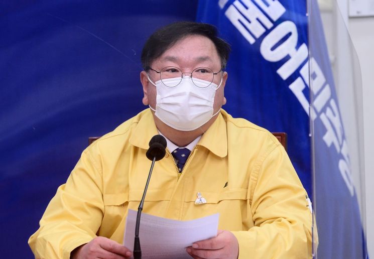 김태년 더불어민주당 원내대표가 18일 국회에서 열린 최고위원회의에서 발언하고 있다. / 사진=연합뉴스