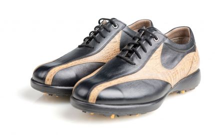 [아경 히트상품] 잔디로 '천연가죽 골프화'