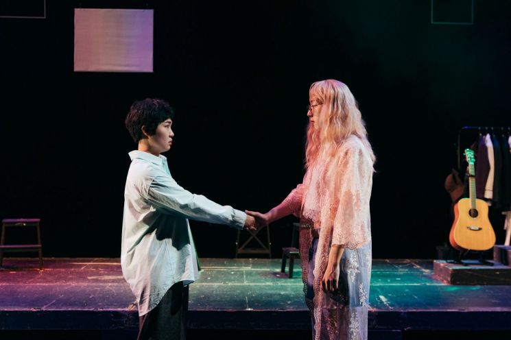 연극 'Fucking Gender' 공연 장면  [사진= 한국문화예술위원회 제공]