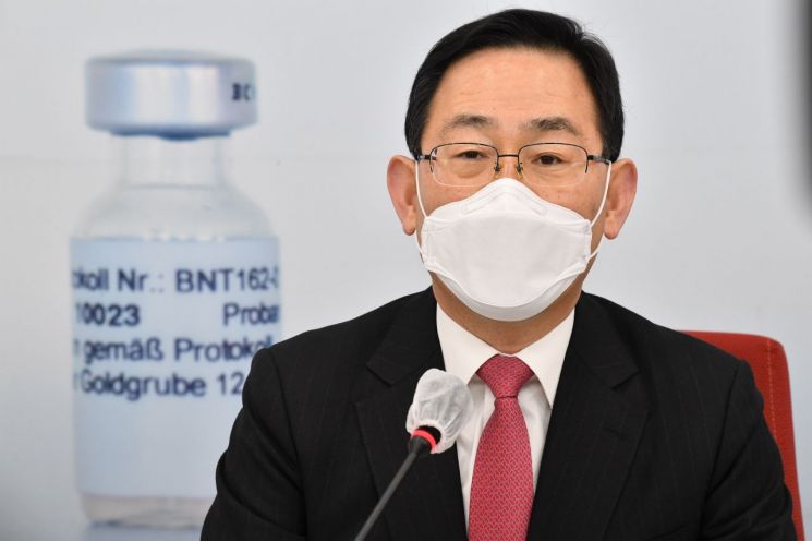 [종합] '윤석열 탄핵론'에...野 "친문세력 마지막 발악", "이판사판 막가는 사람들" 맹비난