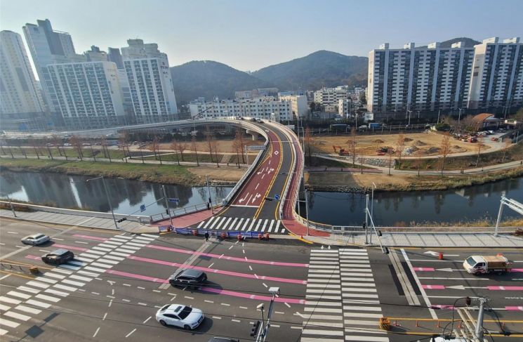 부산 수영강변대로~삼어로 간 수영강 횡단도로 열려