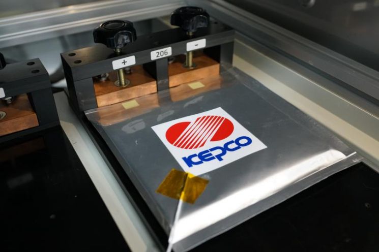 한전, 역대급 적자에 전기요금 인상 가능성은?