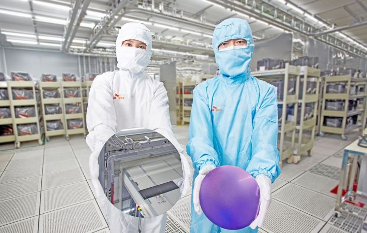  SK실트론, 업계 최초 전 웨이퍼 제품 '카본 트러스트' 인증 획득 