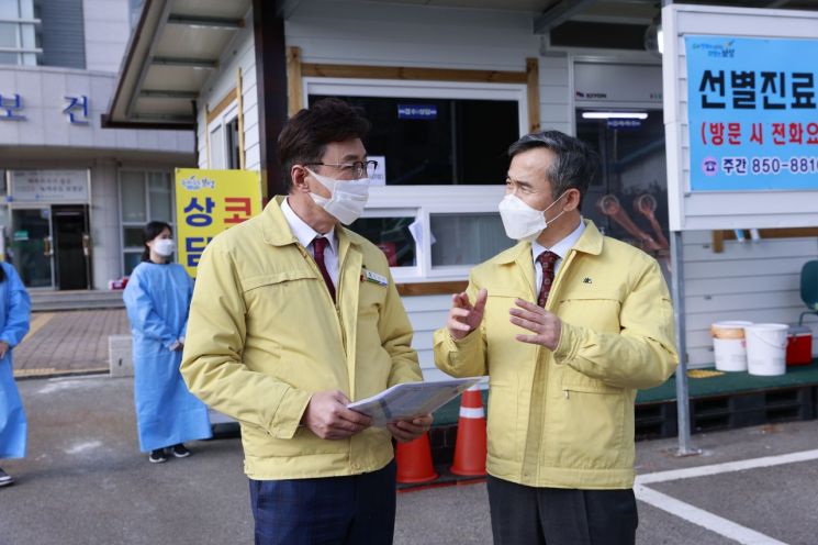 [포토] 김철우 보성군수·김승남 국회의원 신년 첫 행보 민생 챙겨 