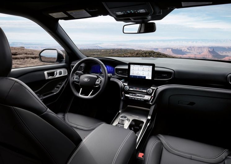 포드, 플래그십 SUV 익스플로러 플래티넘 출시…가격은 6760만원