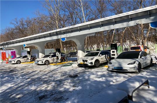 지난해 서울시내 공영주차장 등에 '전기차 급속충전기' 200기 설치