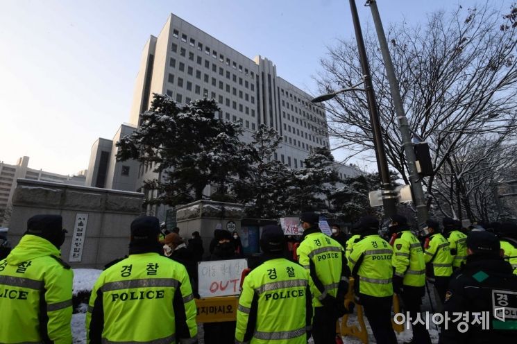 '63억 사기 피해'…가상자산업체 대표 습격한 50대 징역 5년 