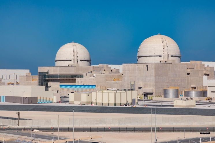한국이 처음으로 수출한 원자력발전인 아랍에미리트(UAE) 바라카 원전 1·2호기 전경. [사진 = 아시아경제DB]