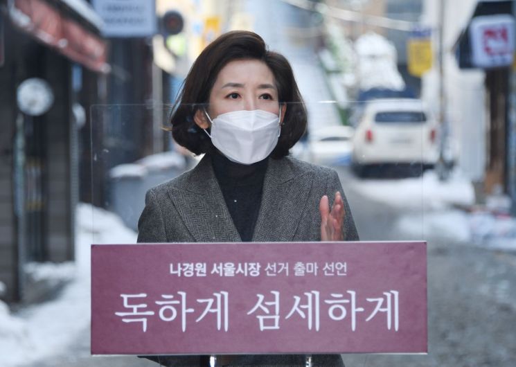[정치, 그날엔…] 서울시장 투표용지 이름 올려본 오세훈·나경원, 첫 맞대결 성적은… 