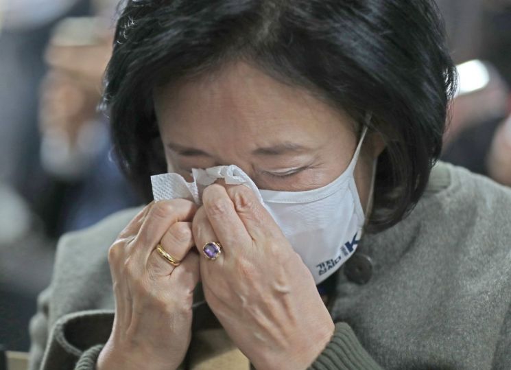 "뻐꾹새 아녀도 종달새라도 돼야" 서울시장 출마 고심 박영선이 올린 시