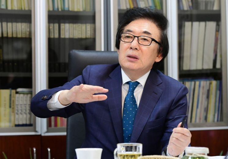 김기덕 서울시의원 7년끈 상암쇼핑몰 서울시 도시건축공동위 '통과' 결실