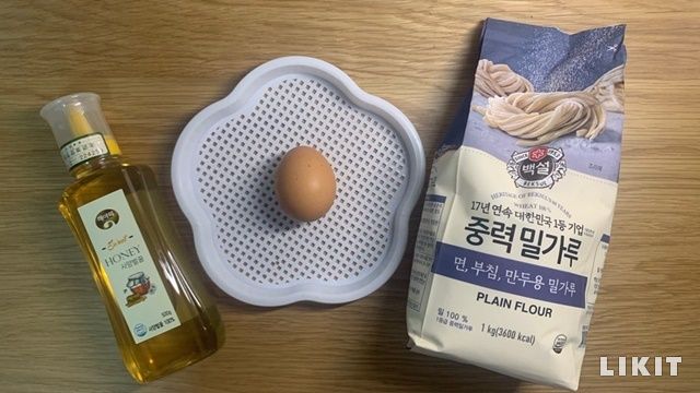 미백과 모공이 고민이라면? 셀프 '달걀흰자' 팩 만들기