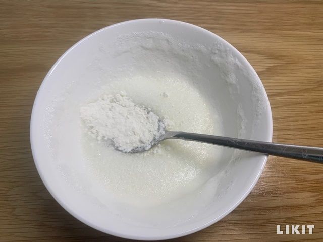 미백과 모공이 고민이라면? 셀프 '달걀흰자' 팩 만들기