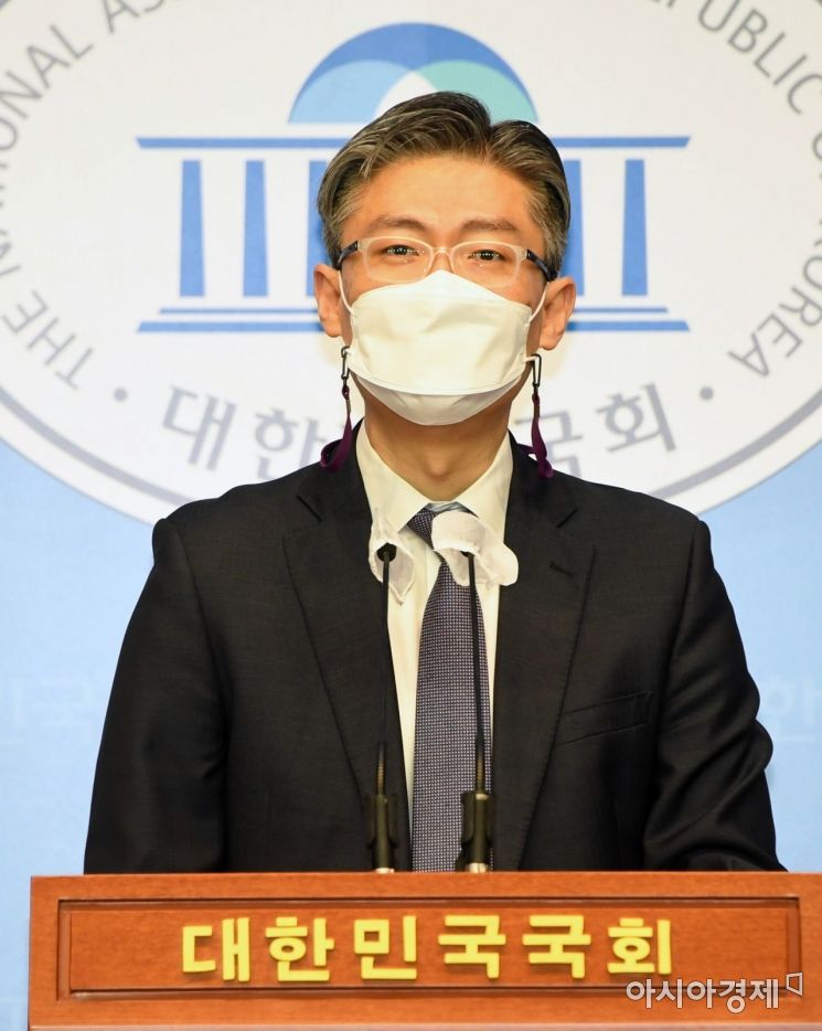 [포토] 조정훈, '주4일제 노동환경' 공약 발표