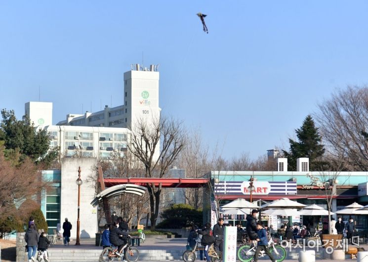 [포토] 연 날리기 좋은날 - 아시아경제