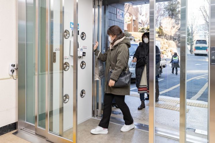 광진구, 전국 최초 스마트 방역 시스템 ‘클린워크’ 설치 