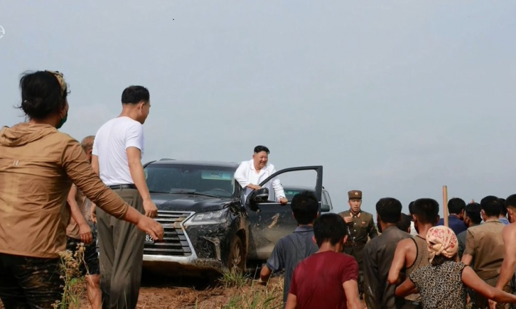 UN "김정은 렉서스는 제재 위반"‥北 핵·미사일 개발 지속