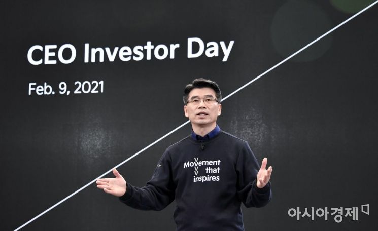 송호성 기아 사장이 9일 온라인으로 열린 CEO 인베스터 데이(Investor Day)에서 발표하고 있다.
