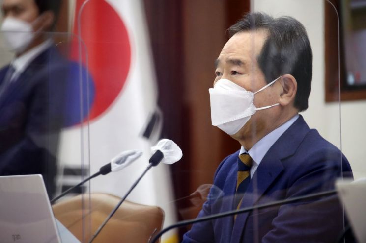 The first vaccination in Korea, one week ahead…  Sye-gyun Jeong “AZ vaccine, no safety problem”